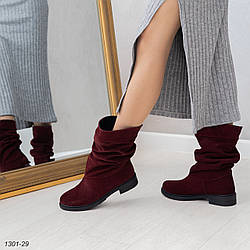 Бордові замшеві зимові напівчоботи на невеликому підборі 39