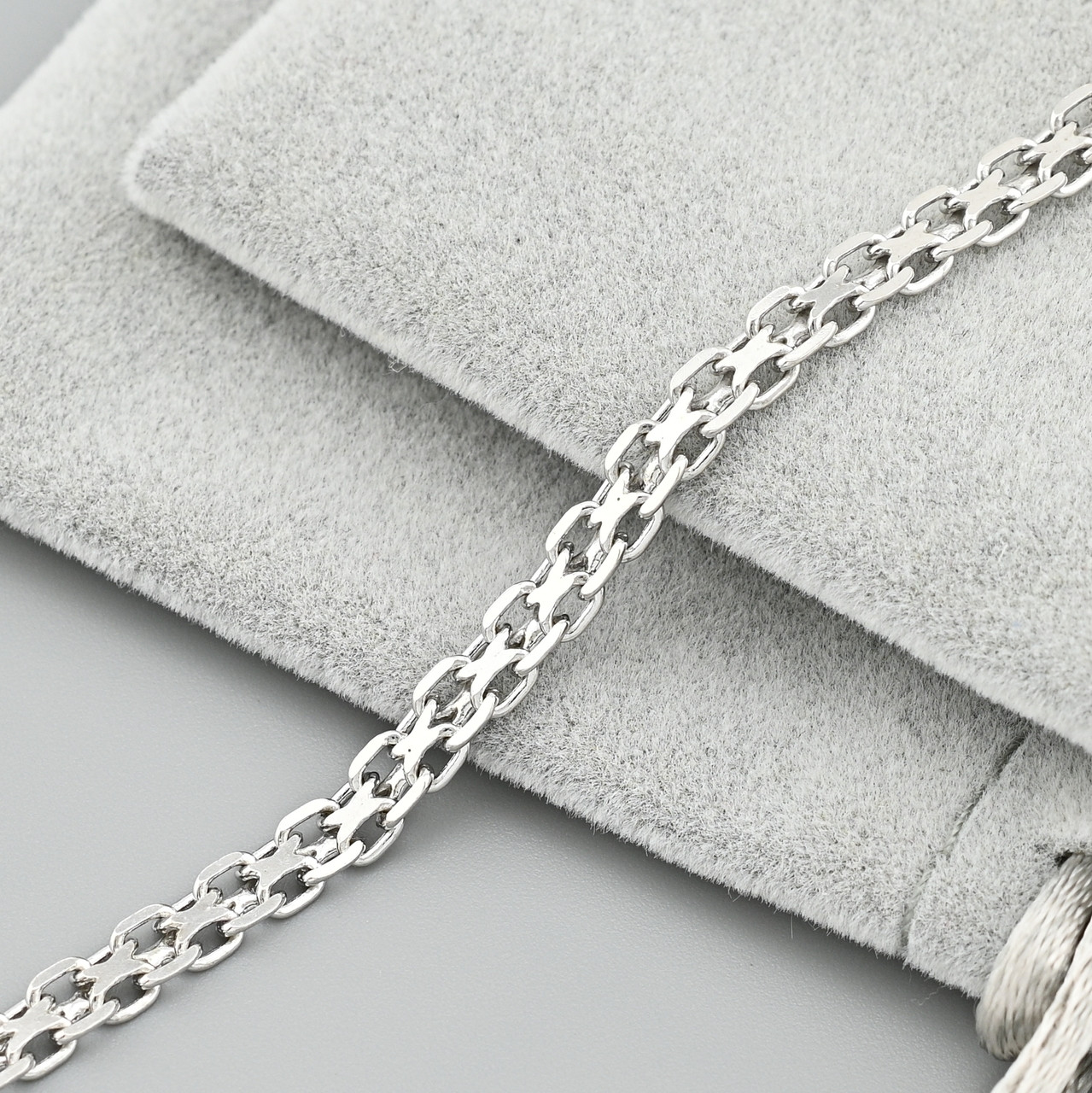 Срібний браслет з родіюванням Бісмарк класичний Б70РодБ ширина 4 мм довжина 18, фото 1