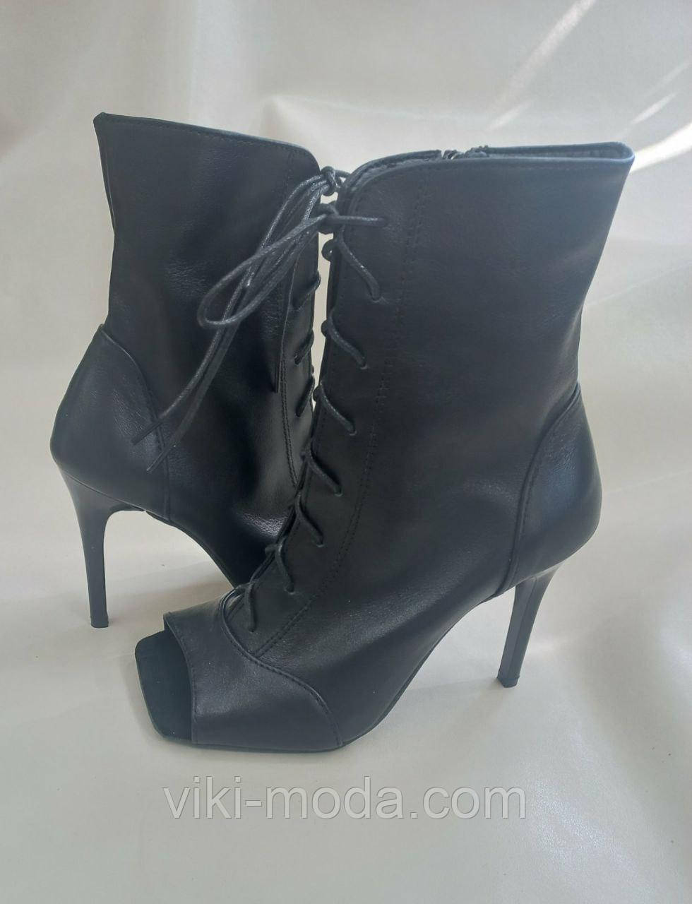 Ботільйони для High Heels (Хай Хілс) натуральна чорна шкіра, модель з квадратним носком, фото 1