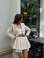 Бежевый женский костюм-двойка из коттона: Плиссированная мини Юбка и Укороченный Пиджак на подкладке
