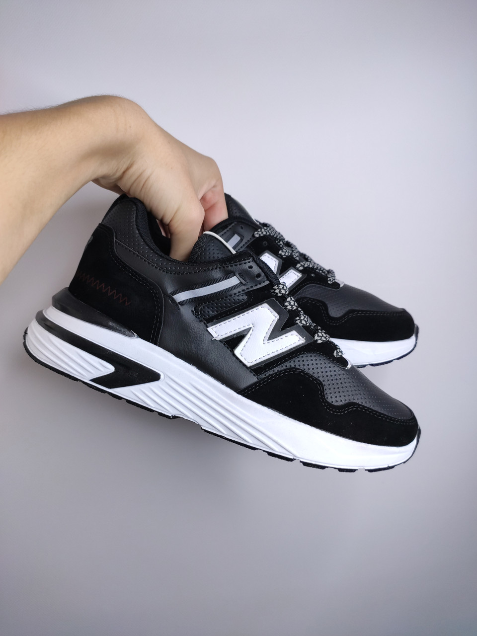 РОЗПРОДЖ Чоловічі кросівки New Balance Black-White р42, фото 1