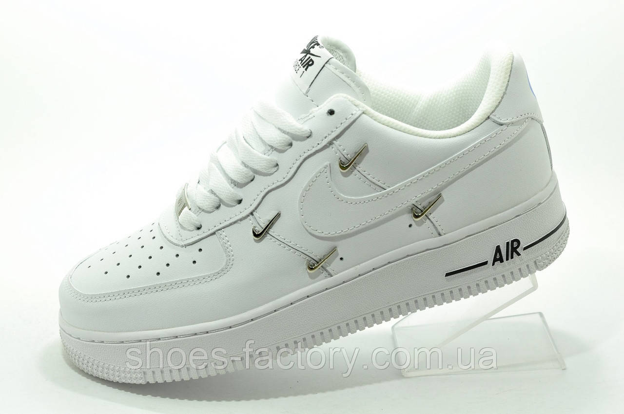 Білі кросівки Nike Air Force 1 07 LX (Найк Аїр Форс) унісекс