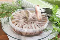 Філе Оселедця в олії 500г без шкіри шматочками