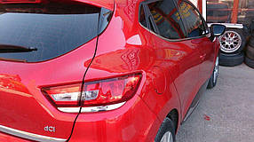 Накладка на задні ліхтарі (неірж.) Renault Clio 4 AUC Накладки на ліхтарі Рено Кліо 4