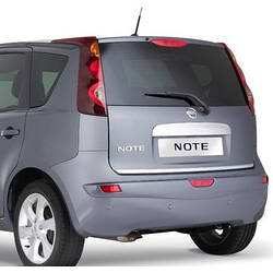 Накладки на кришку багажника Nissan Note 2004-2013 рр.