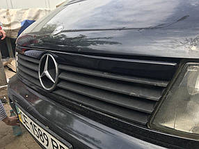 Mercedes Vito 638 Смужка на решітку чорний мат AUC Вії Мерседес Бенц Віто W638