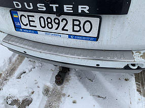 Dacia Duster Накладка на задній бампер Carmos V1 із загином AUC Накладки на задній бампер Дачія Дастер