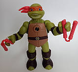 Ігрова фігурка 0810B15 Герої Черепашки ніндзь TMNT 1 герой Мікеланджело 15 см, вбудований проєктор, фото 10