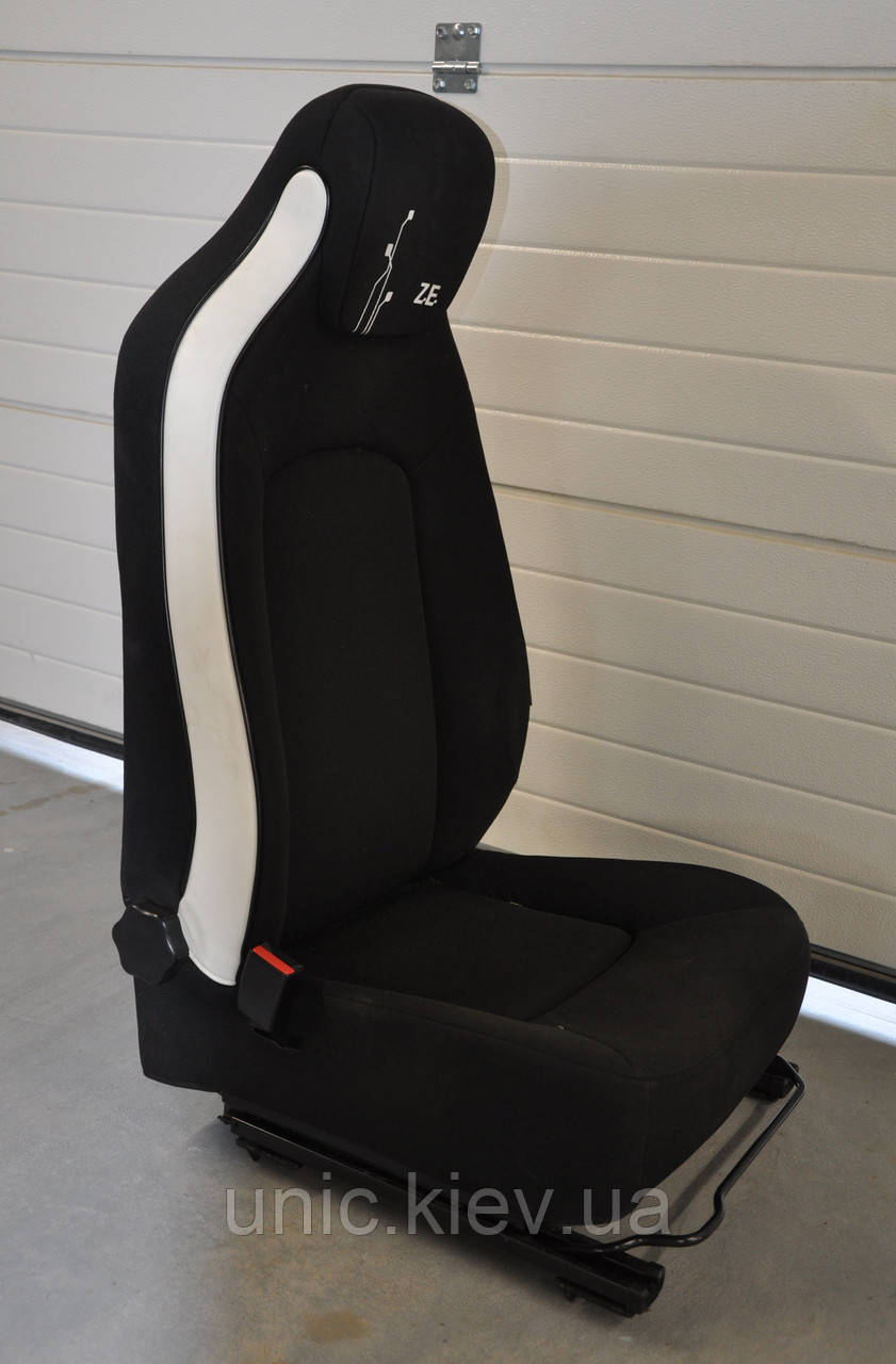 Сидіння водійське Renault ZOE б/в