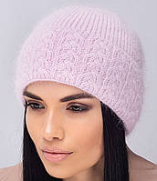 Жіноча вовняна шапка з відворотом "Кабаре" у ніжно-рожевому кольорі лотоса.