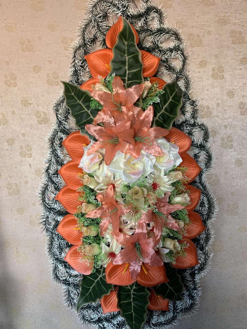 Вінок похоронний з штучних квітів (Косичка Висока №2) , розміри 165*60см, доставка по Україні.