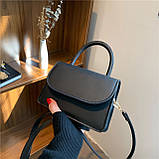 Жіноча класична сумка крос-боді на ремінці через плече 6130 чорна, фото 2