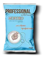 Молоко 2,5% ультрапастеризоване Professional line 0.9 л