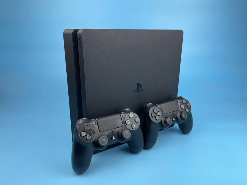 Playstation 4 Slim 500 ГБ, Два джойстики, ціна: 8200