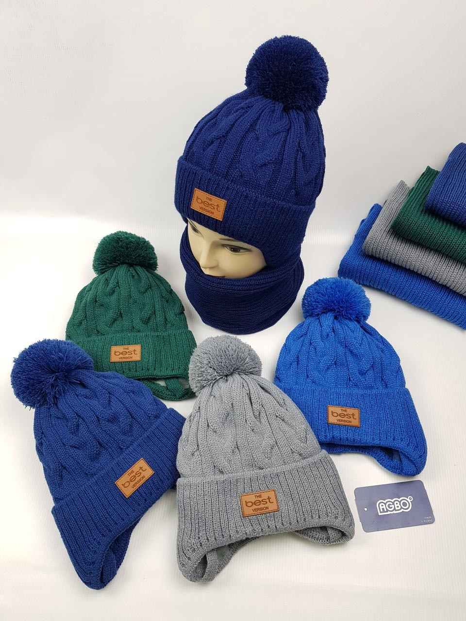 Дитячі польські зимові в'язані шапки на флісі з зав'язками оптом для хлопців, р.50-52, Agbo, фото 1