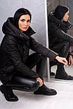 Куртка жіноча демісезонна подовжена з капюшоном — 014 чорний колір, фото 4