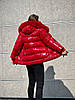 Яскрава жіноча зимова червона коротка куртка з розкішним натуральним хутром, фото 8