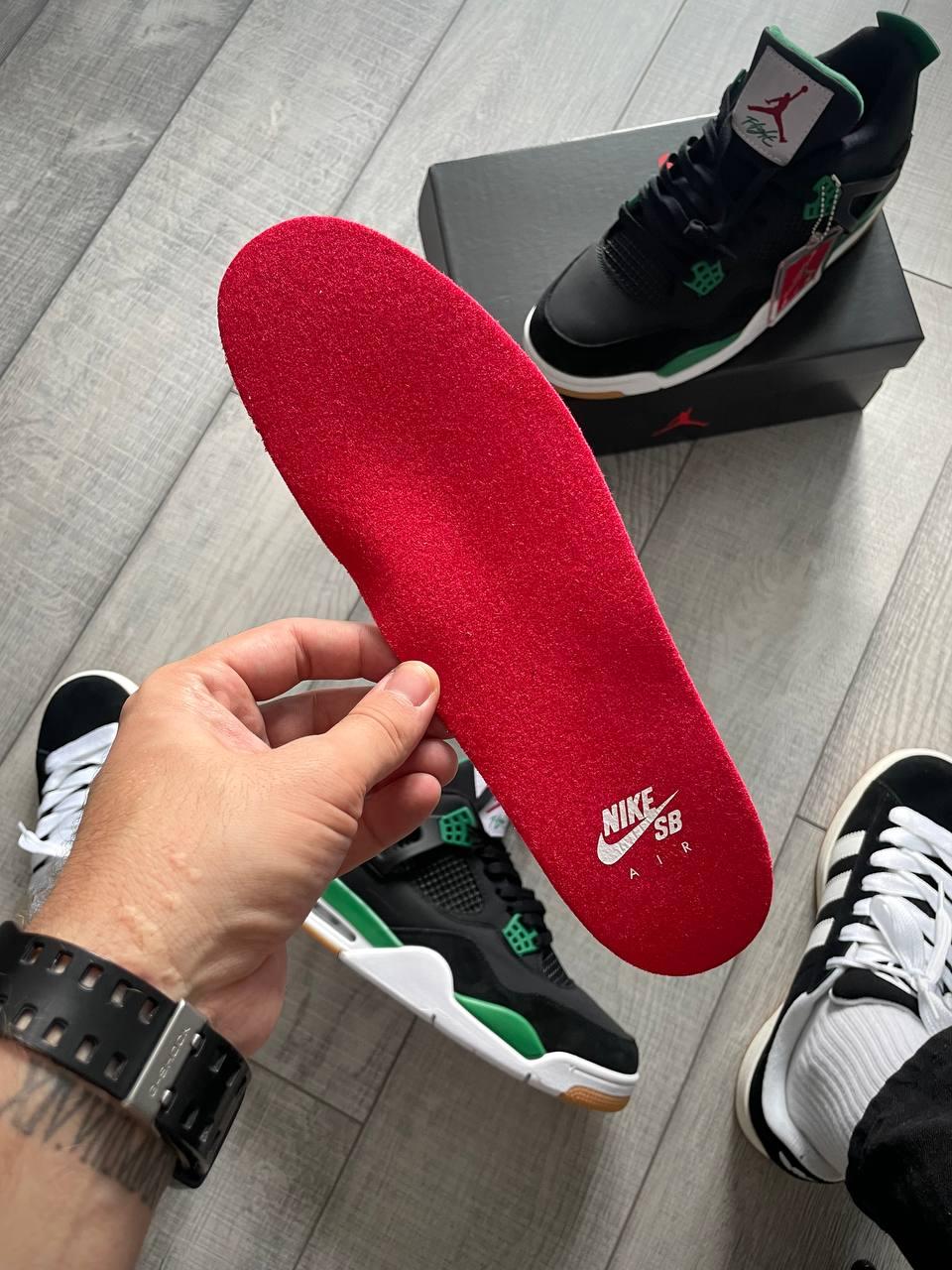 Jordan 4 black green red sale