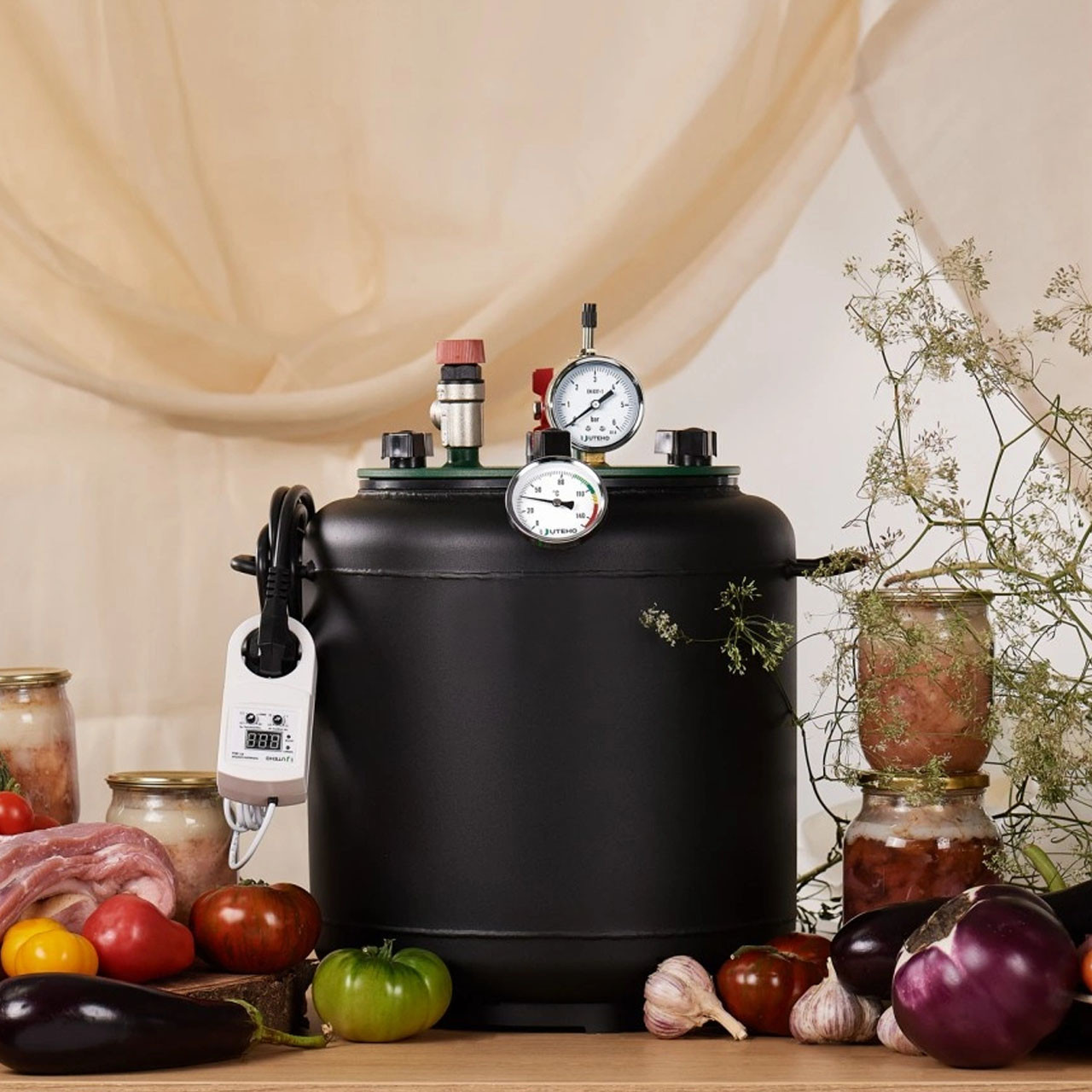 Електричний побутовий автоклав для домашньої консервації
