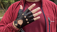 Мужские кожаные перчатки без пальцев