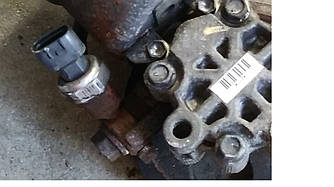 Датчик Клапан помпи гідропідсилювача керма 12180, 4430212180 D4D 2.0 з Toyota Avensis T25 (2003—2009)