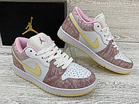 Женские кроссовки Nike Air Jordan Retro 1 low pink Найк Аир Джордан Ретро 1 низкие розовые белые Весна Осень