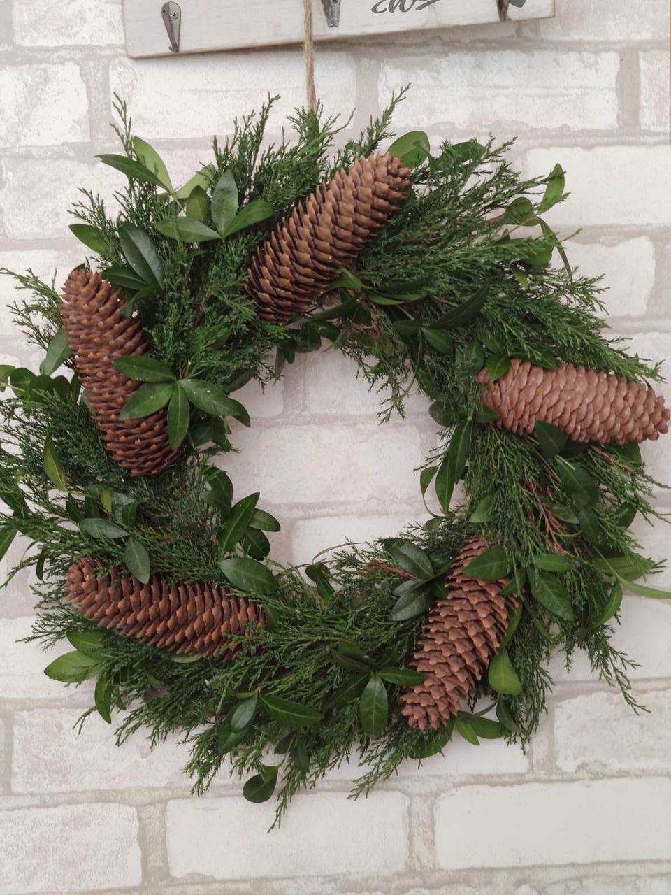 Вінок на двері з можевельника, віночок із сухоцвітів. Д 45 см, фото 1