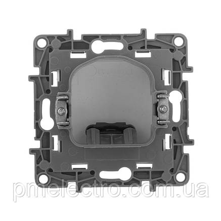 Виведення кабелю IP44 із затискачем для фіксації Legrand Etika Білий (672229), фото 3
