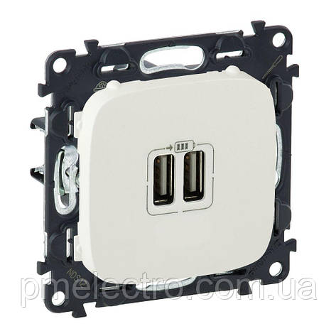 Подвійна USB-розетка Legrand Valena Allure Перламутр (754999), фото 1