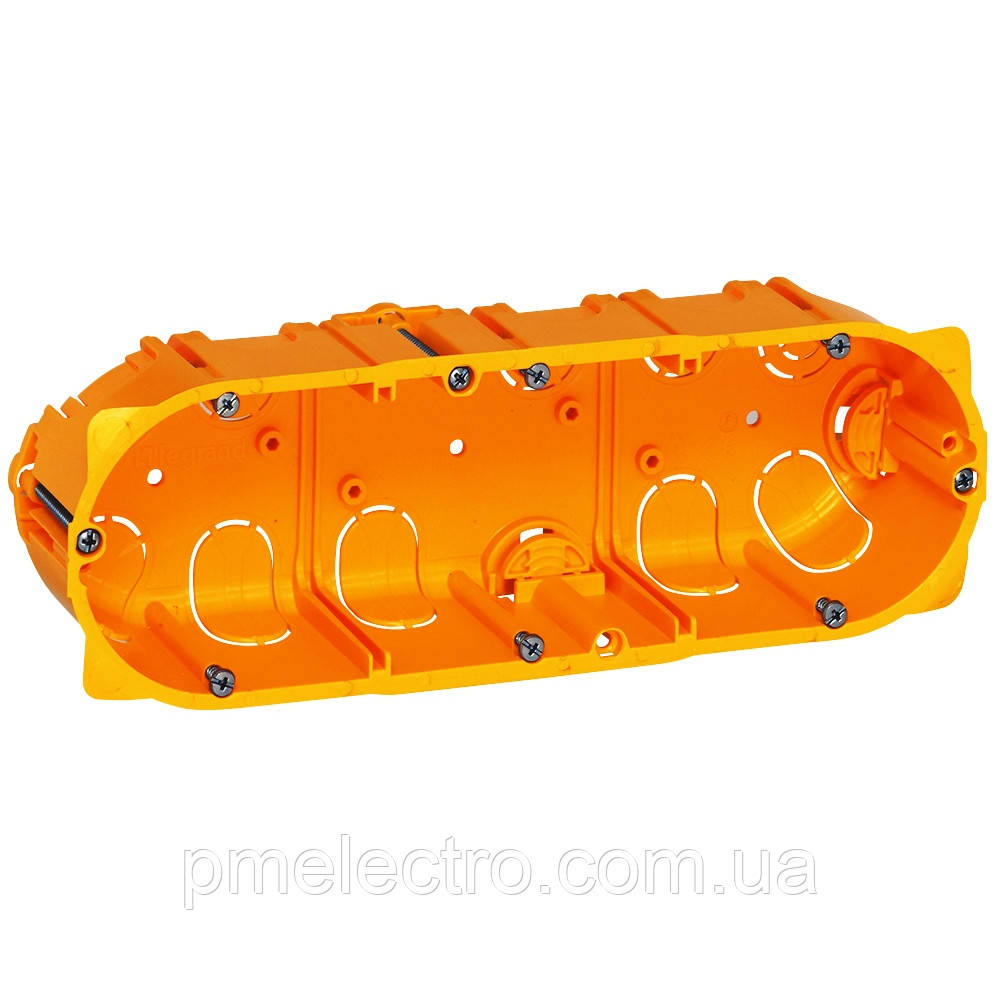 Монтажна коробка 3П. Гл.50 мм, Жовтогарячий, Legrand Batibox, 080053