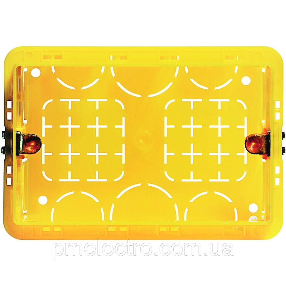 Монтажна коробка 3 модулі,106 x 117, Жовтий, Legrand Bticino LivingLight 503E