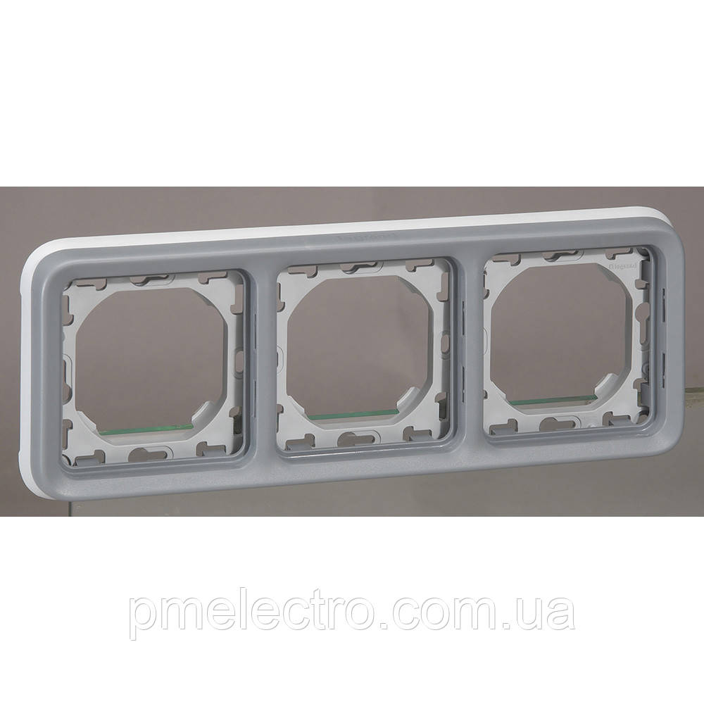 Тримісний супорт з рамкою Сірий, Legrand Plexo 069687