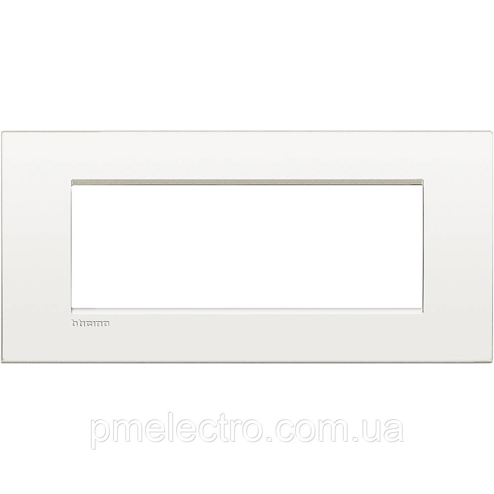 Рамка ультратонка 7-модуль, Чистий білий, Legrand Bticino LivingLight AIR, LNC4807BN