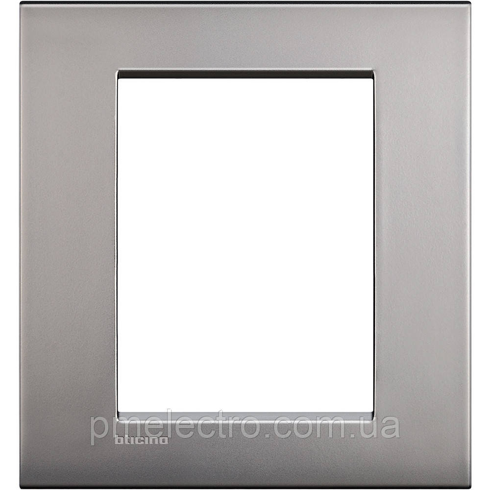 Рамка ультратонка 3+3-модуль, Матовий нікель, Legrand Bticino LivingLight AIR, LNC4826NK