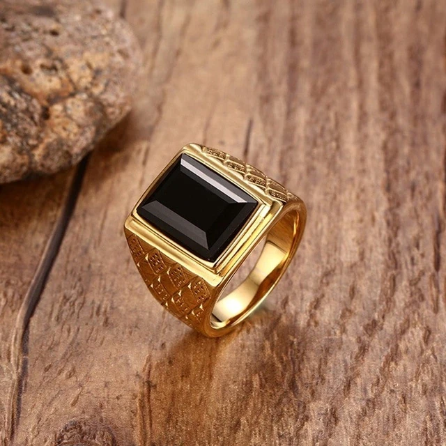 Чоловічий перстень медичне золото з чорним великим широким каменем розмір 19