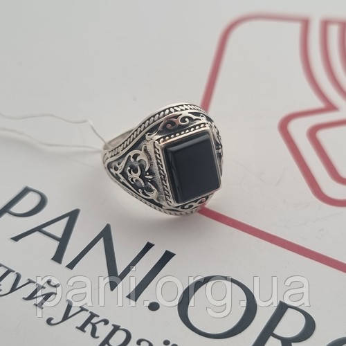 Перстень срібний з квадратним оніксом та орнаментом масивний чоловічий, фото 1