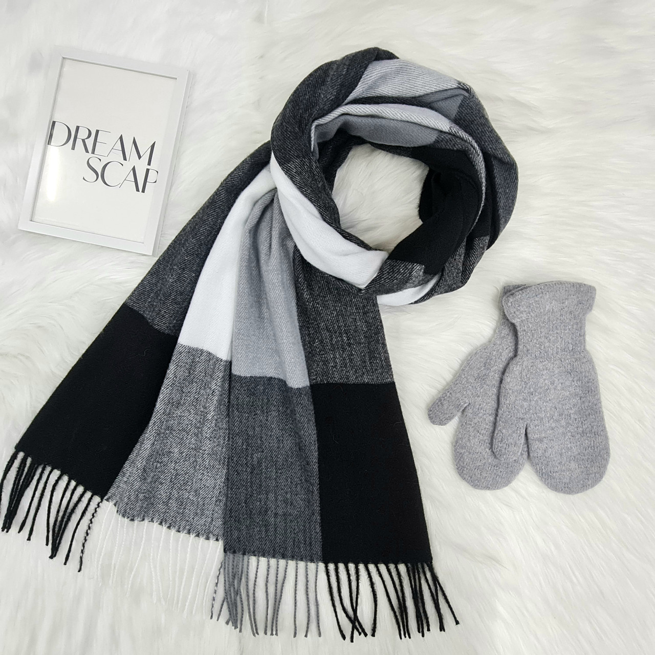 Комплект жіночий зимовий (шарф+рукавиці) M&JJ One size СІрий + чорний 1125 - 4110, фото 1