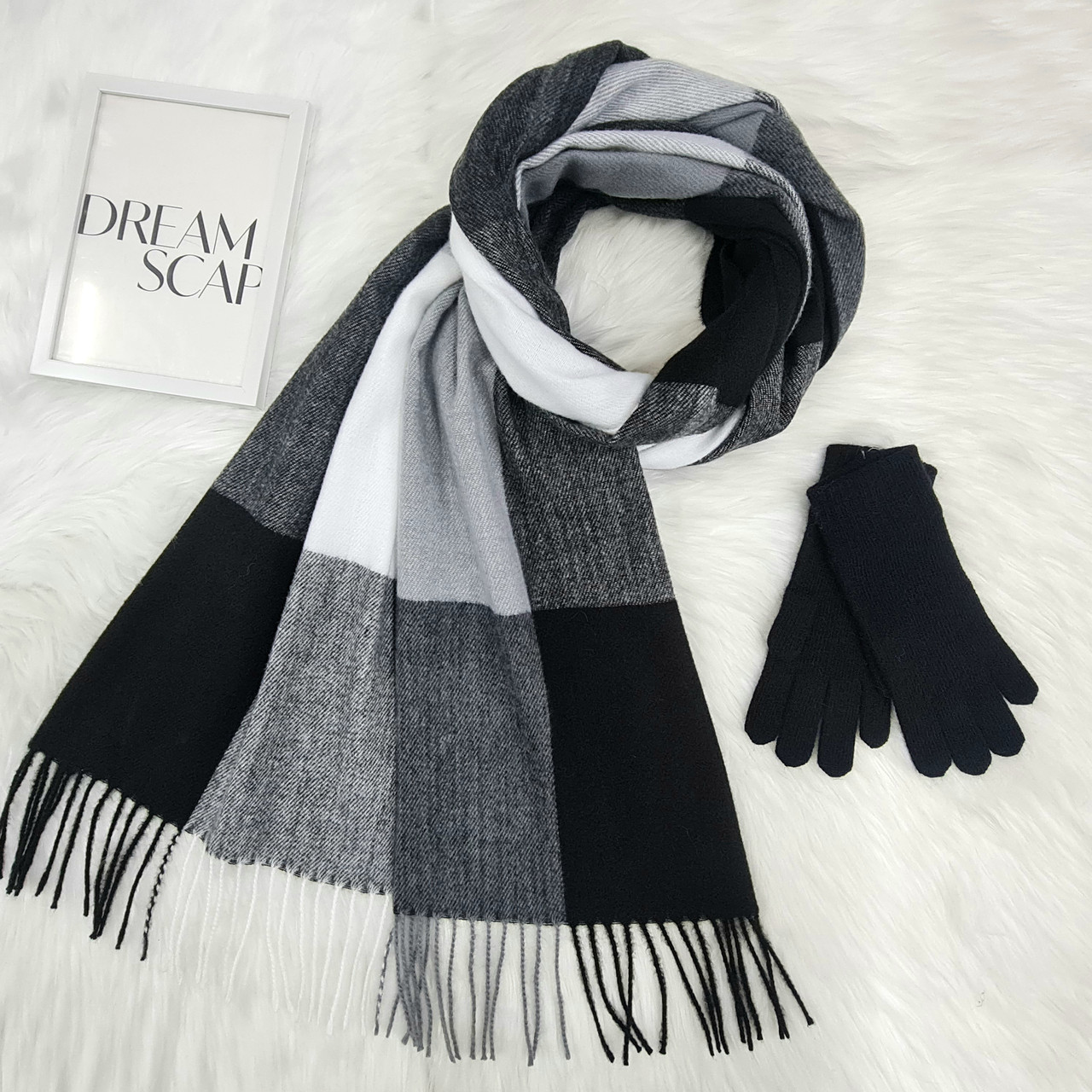 Комплект жіночий зимовий (шарф+рукавички) M&JJ One size чорний 1125 - 4062
