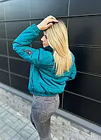 Демисезонная женская куртка на синтепоне без капюшона