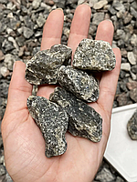 Лабрадорит натуральный, необработанный минерал, черный лунный камень, разные размеры и вес, 1грамм=5 грн 51.91