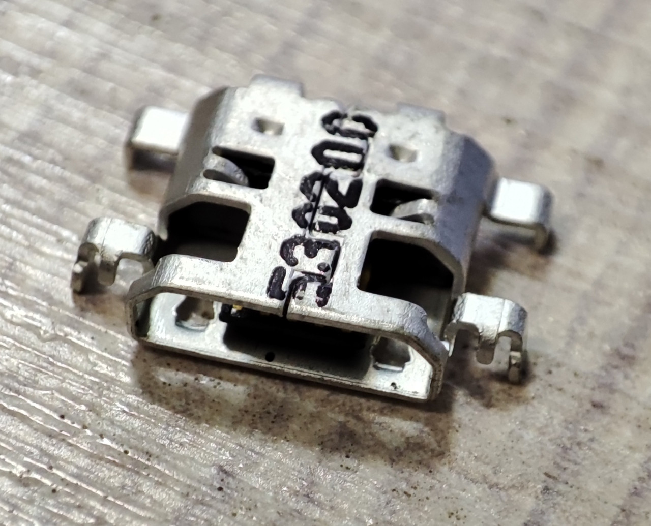 Роз'єм мікро USB Lenovo A5500