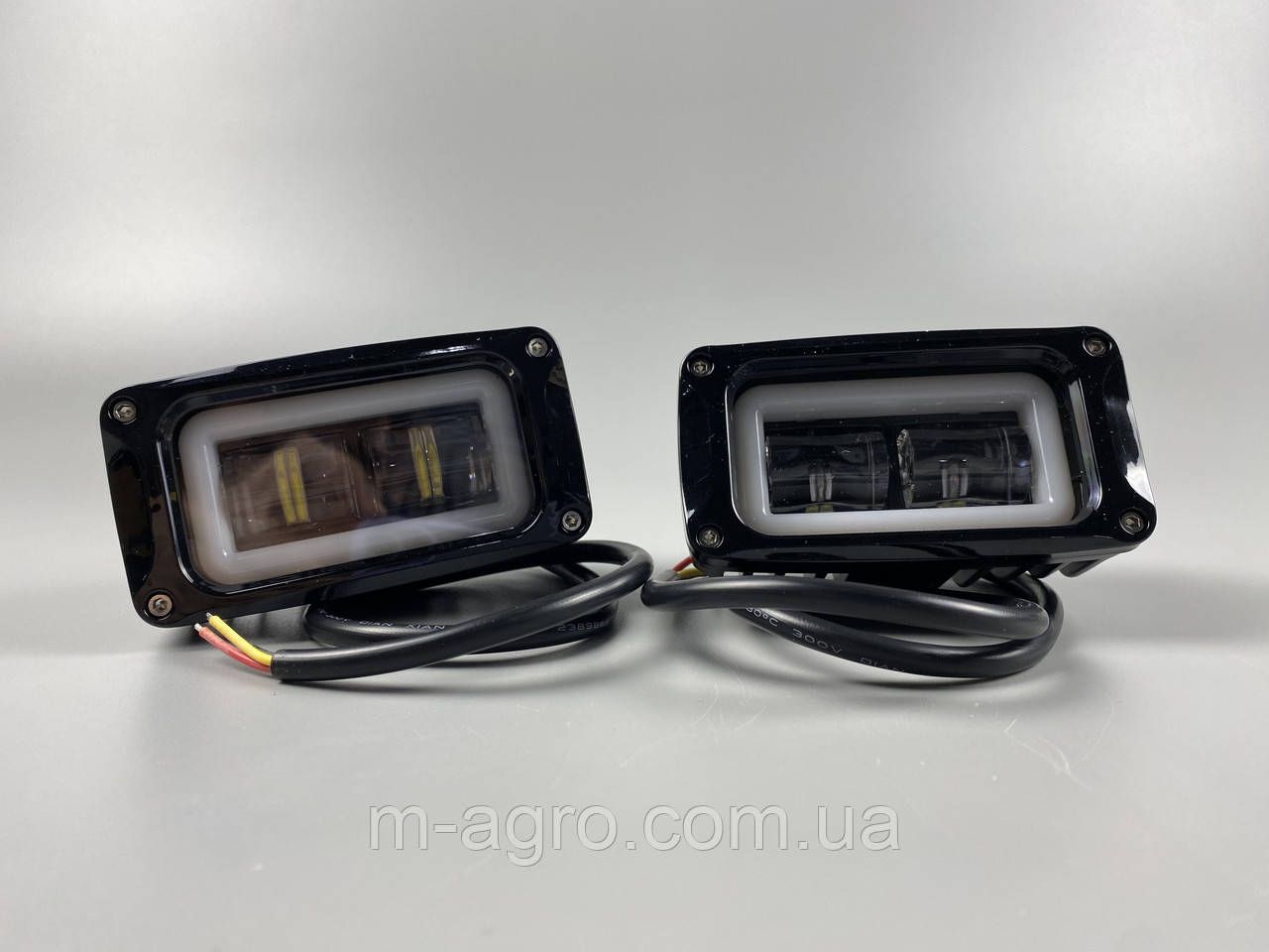 Фара LED прямокутна 1400 Lm + DRL (2 діоди) (об'ємна лінза) 10-80V
