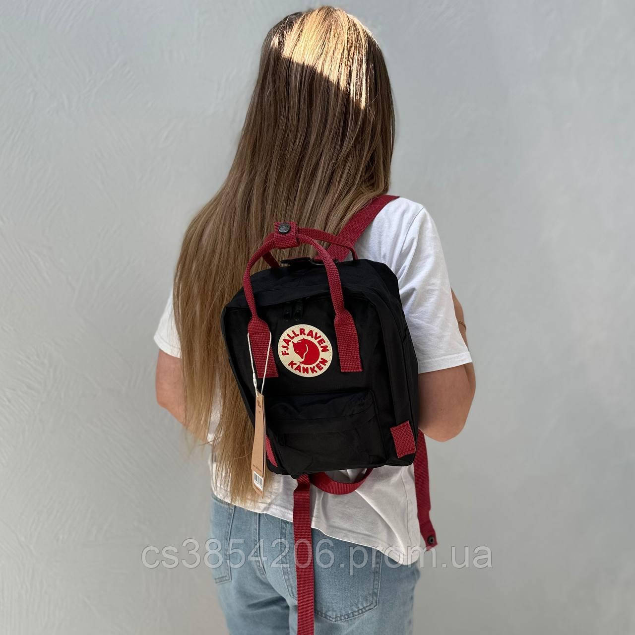 Удобный женский городской рюкзак в черном цвете для прогулок, работы, учебы и путешествий Kanken прочный zin - фото 8 - id-p1970000174