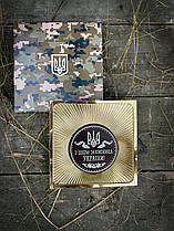 Подарункова медаль на 1 жовтня День Захисника України
