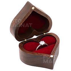 Коробочка для каблучки дерев'яна Heartsong — Футляр скринька для пропозиції, весілля, з натурального американського горіха, червоний оксамит, закрита кришка