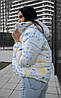 Практична жіноча куртка-пуховик з капюшоном плащівка на утеплювачі модні принти Gsa2526, фото 10
