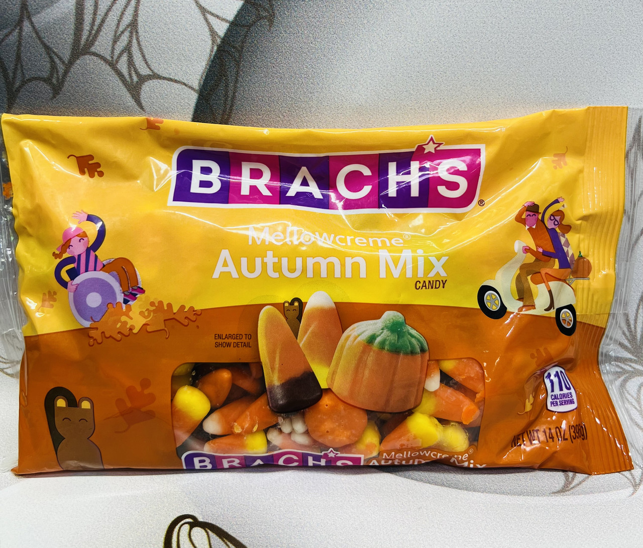 Цукерки ﻿іриски кукурудза та гарбузик Brach's Autumn Mix