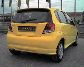 Тюнінг заднього бампера Chevrolet Aveo T200 2002-2008 рр.