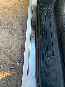 Mercedes Vito 447 тюнінг на пороги VIP AUC Накладки на пороги Мерседес Бенц Віто W447