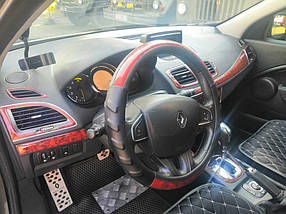 Renault Megane III 2009-2016 Накладки на панель Meric Карбон AUC Накладки на панель Рено Меган 3